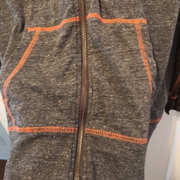 Women’s Size Large Nike NFL Cleveland Browns Full Zip Raglan - used - Picture 2 of 12